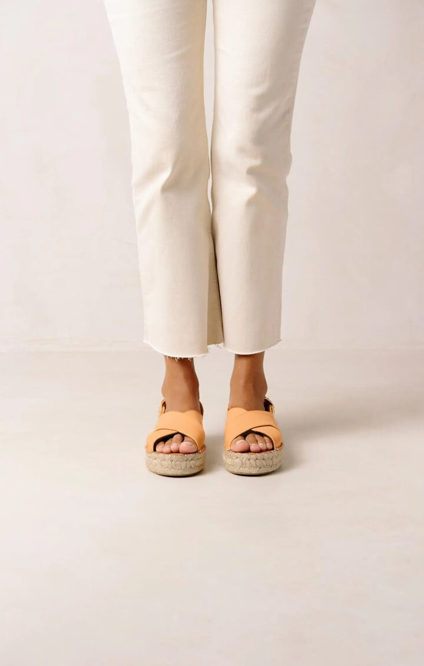 Alohas Crossed Platform Sandal ~ Tangy Orange