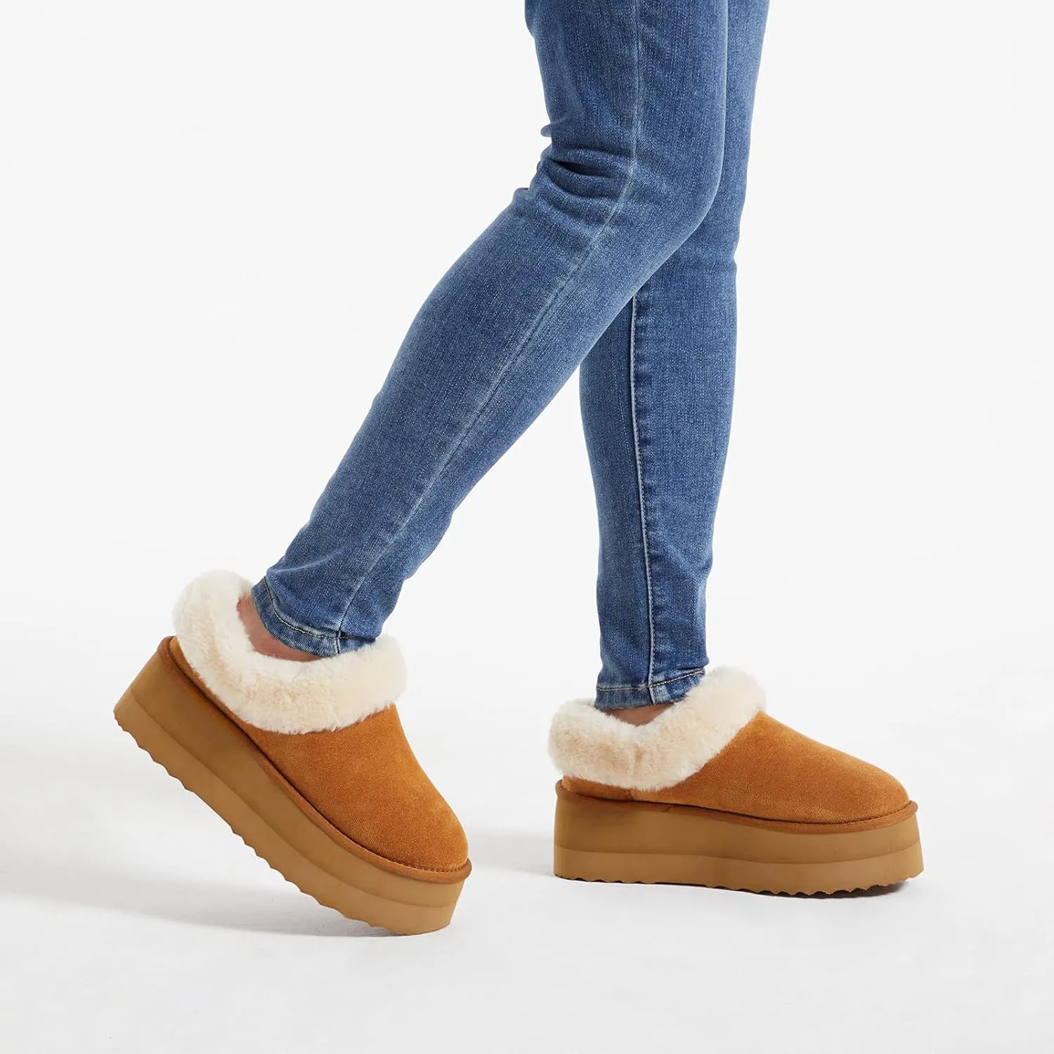 Athlefit Platform Slippers for Women Fluffy Indoor and Outdoor Beedroom Fuzzy House Slippers