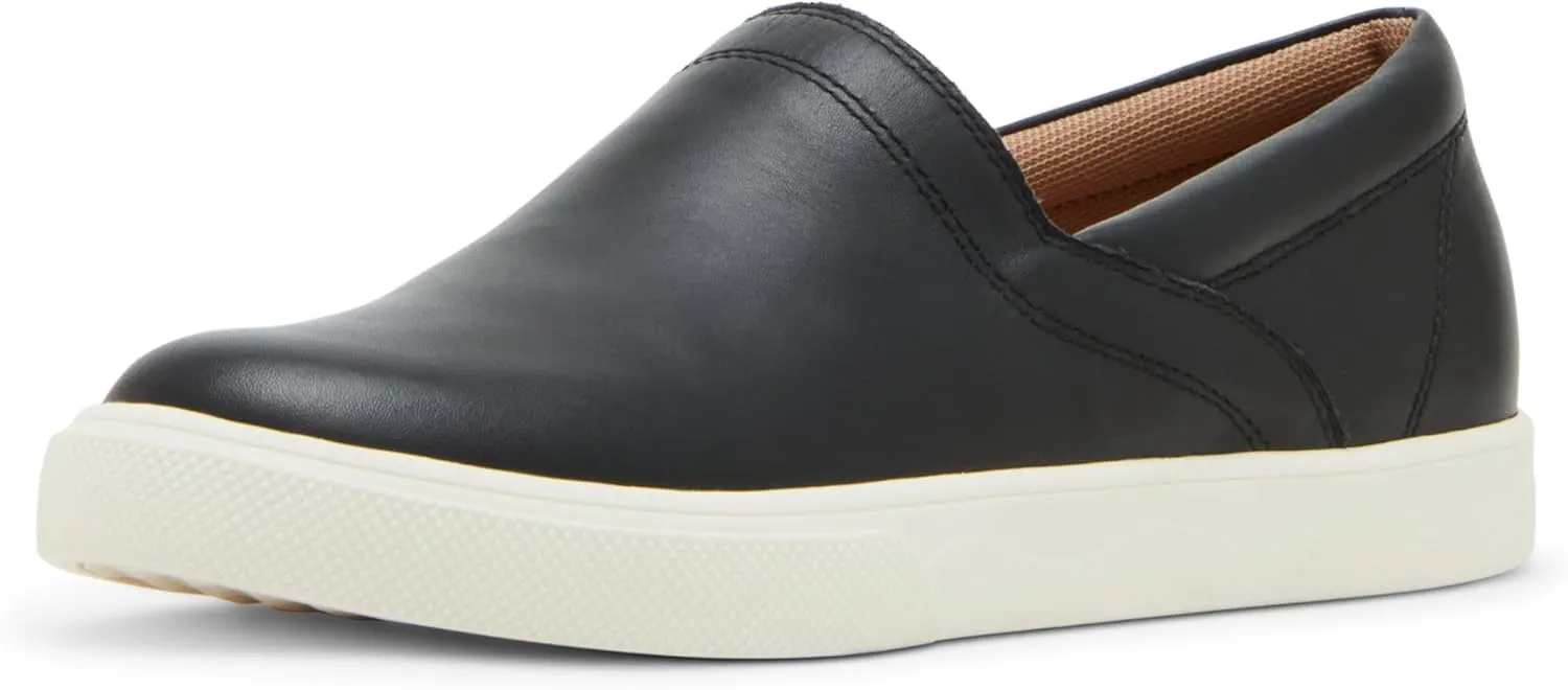 Blondo Women's Garity Sneaker