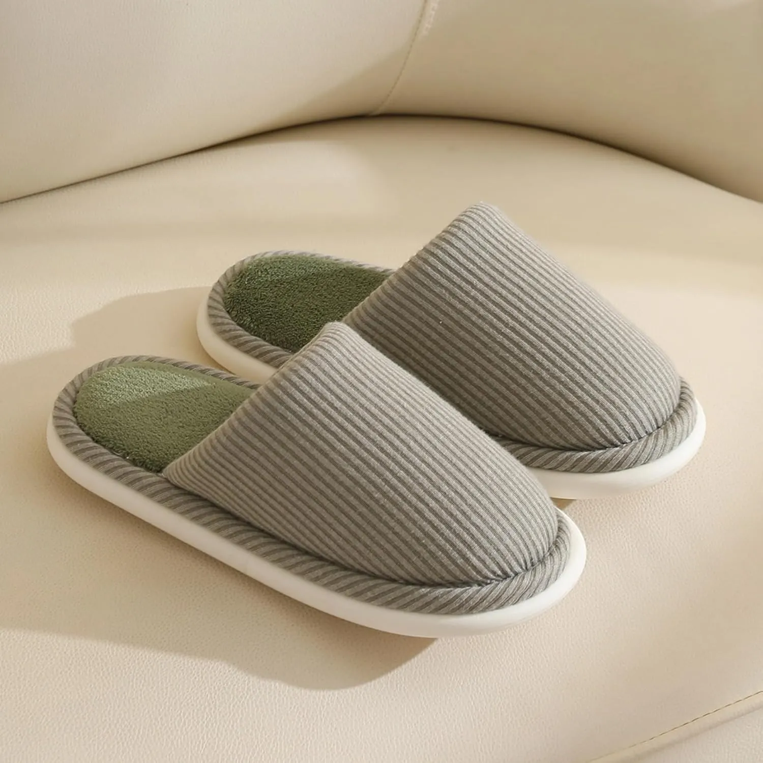 Couple House Slippers Home Cotton Slippers for Women Men Soft Comfy Memory Foam Slip On Slippers Lightweight Travel Slippers Cozy Non-Slip Indoor House Bedroom Shoes