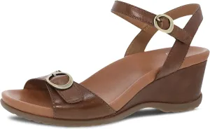 Dansko Arielle Wedge Sandal for Women – Cushioned, Contoured Footbed for All-Day Comfort and Support – Adjustable Hook & Loop Strap with Buckle Detail – Lightweight Rubber Outsole