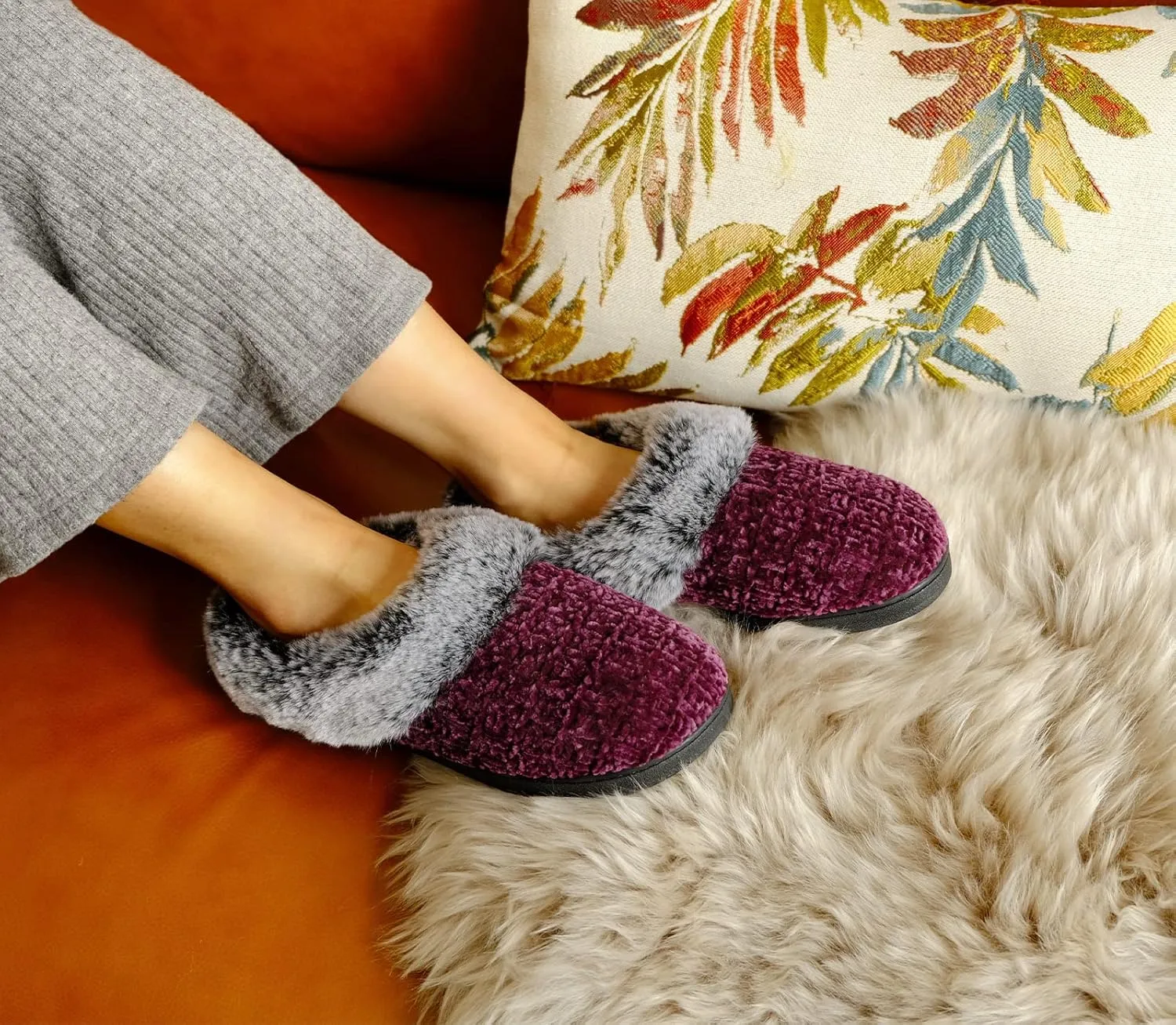 DL Women's Memory Foam Moccasin Slippers Micro Suede with Breathable Faux Fur Lining Slip On House Shoes Micro Indoor & Outdoor