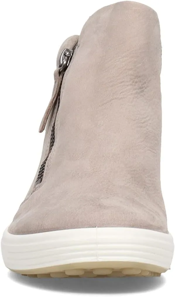 ECCO Women's Soft 7 Gore-Tex Tie Sneaker