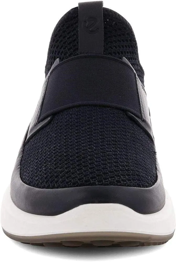 ECCO Women's Soft 7 Runner Slip-On Sneaker