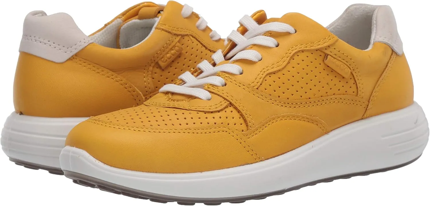 ECCO Women's Soft 7 Runner Sneaker