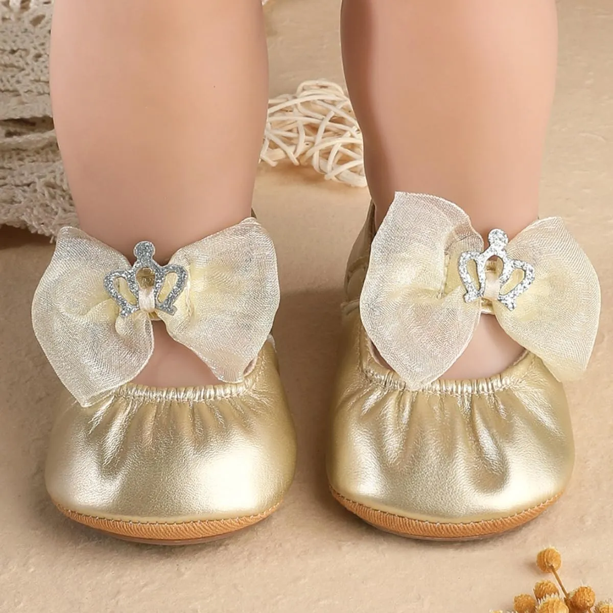 Infant Baby Girls Soft Sole Bowknot Princess Wedding Dress Mary Jane Flats Prewalker Newborn Light Baby Sneaker Shoes