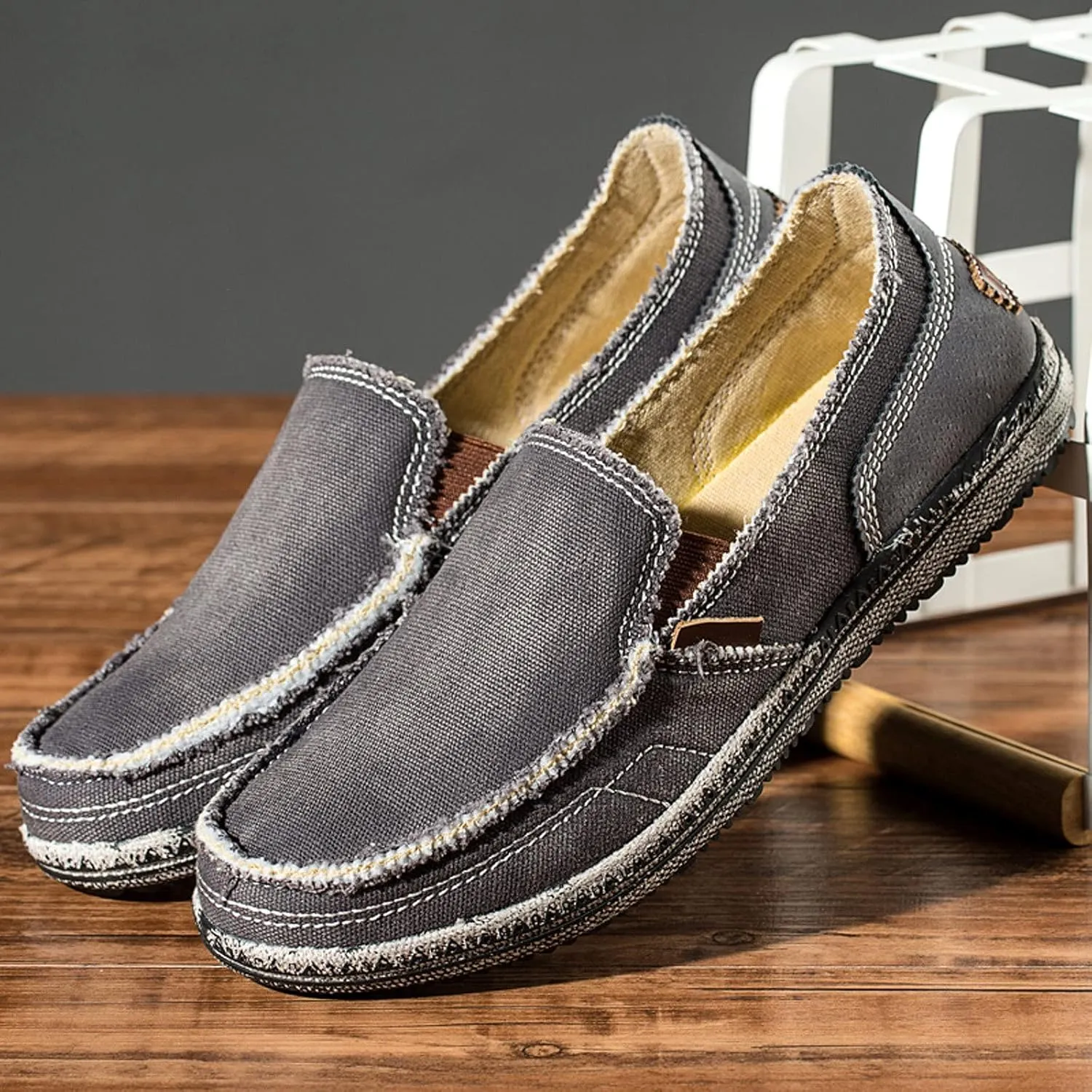 Men's Canvas Slip on Loafers Lightweight Breathable Cloth Shoes Vintage Boat Shoes Casual Flat Loafer Outdoor Walking Sneakers
