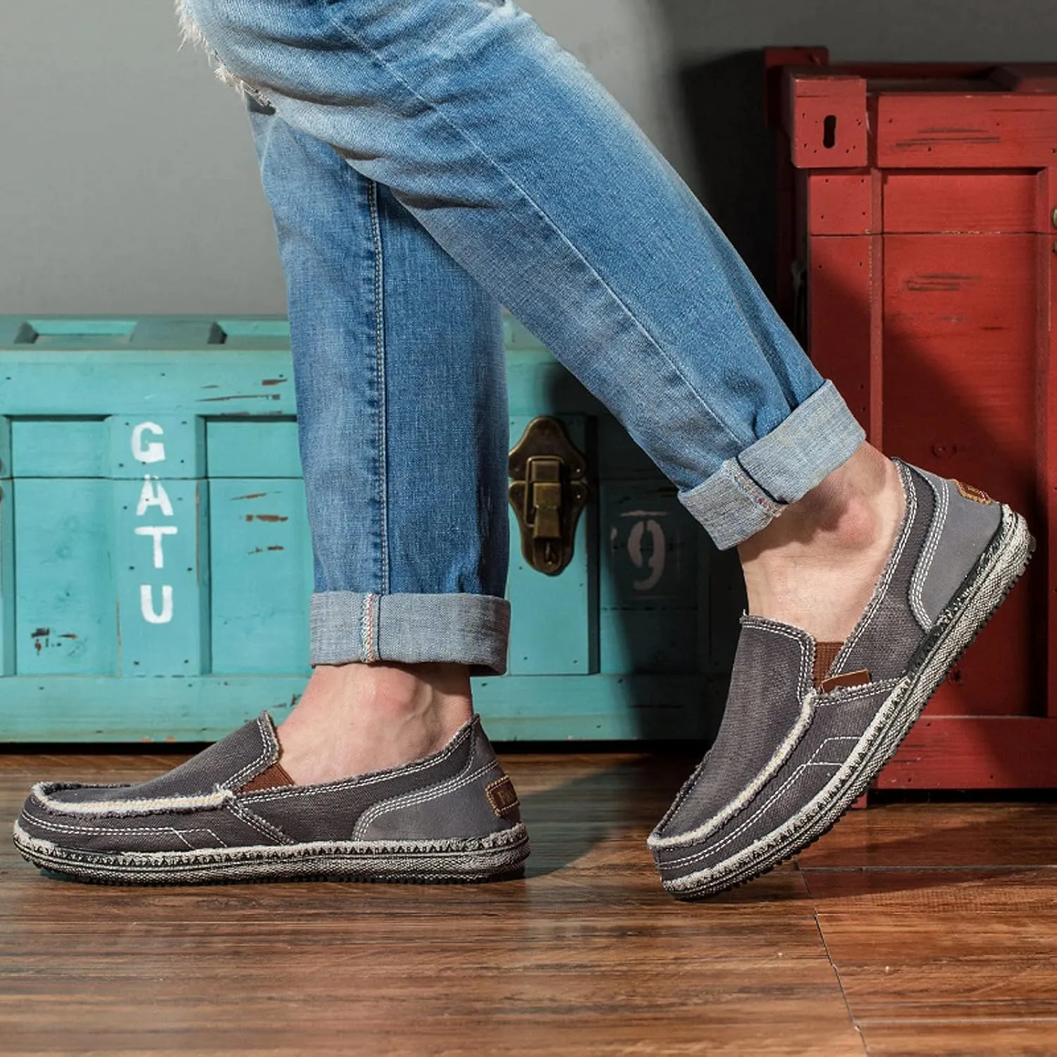 Men's Canvas Slip on Loafers Lightweight Breathable Cloth Shoes Vintage Boat Shoes Casual Flat Loafer Outdoor Walking Sneakers