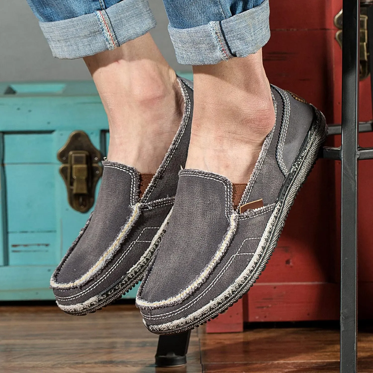 Men's Canvas Slip on Loafers Lightweight Breathable Cloth Shoes Vintage Boat Shoes Casual Flat Loafer Outdoor Walking Sneakers