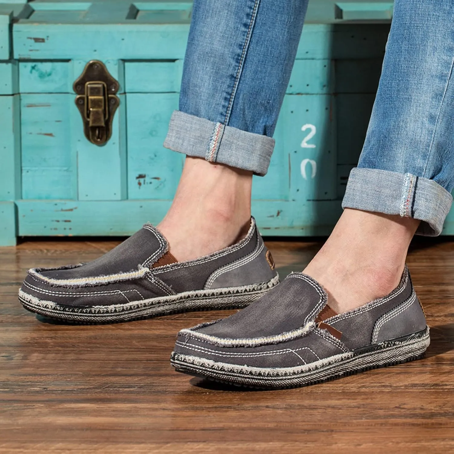 Men's Canvas Slip on Loafers Lightweight Breathable Cloth Shoes Vintage Boat Shoes Casual Flat Loafer Outdoor Walking Sneakers
