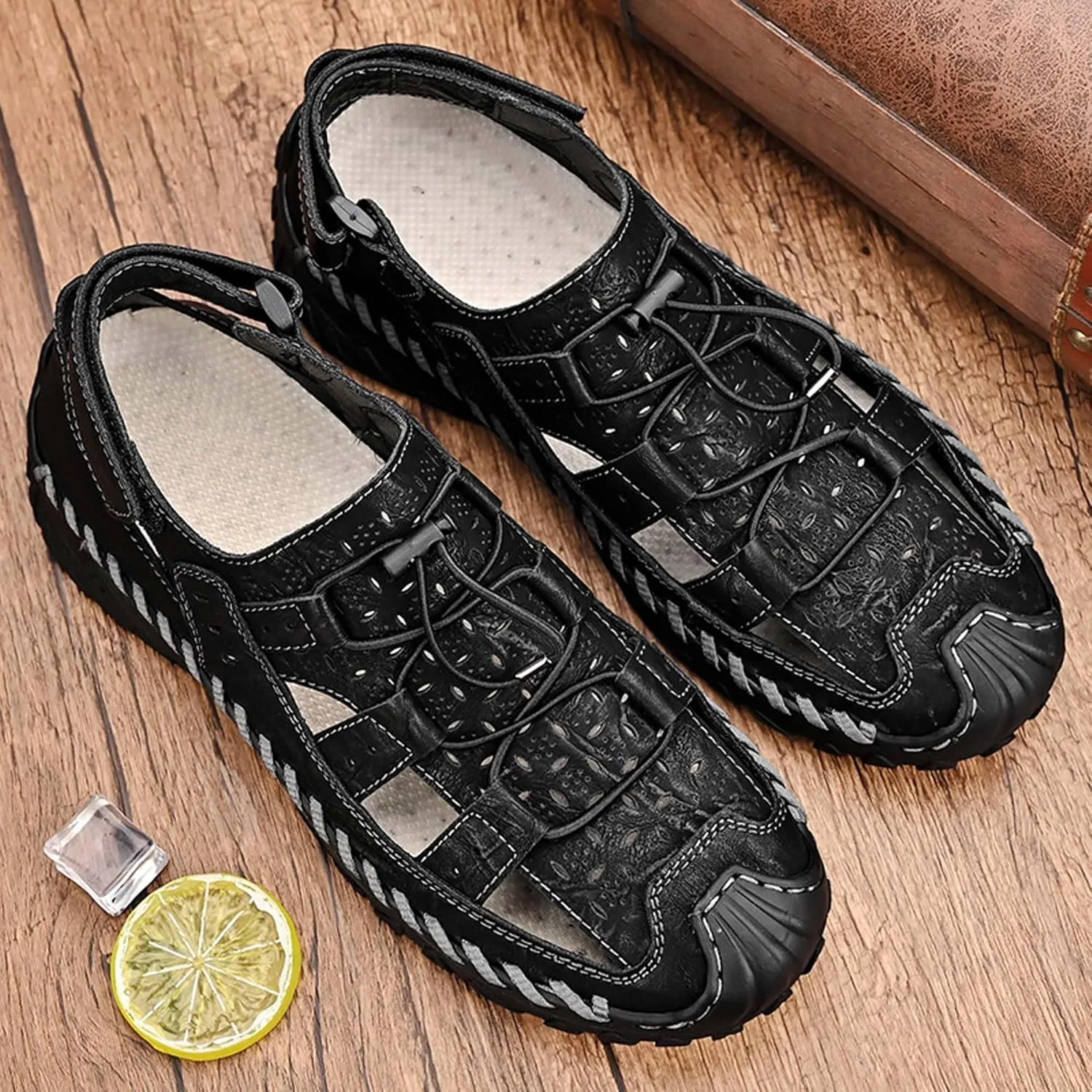 Men's Cowhide Closed Toe Sandals Sports Casual Handmade Sandals Adjustable Slip On Walking Shoes Slip Resistant Outdoor Climbing Off-Road Camping Shoes