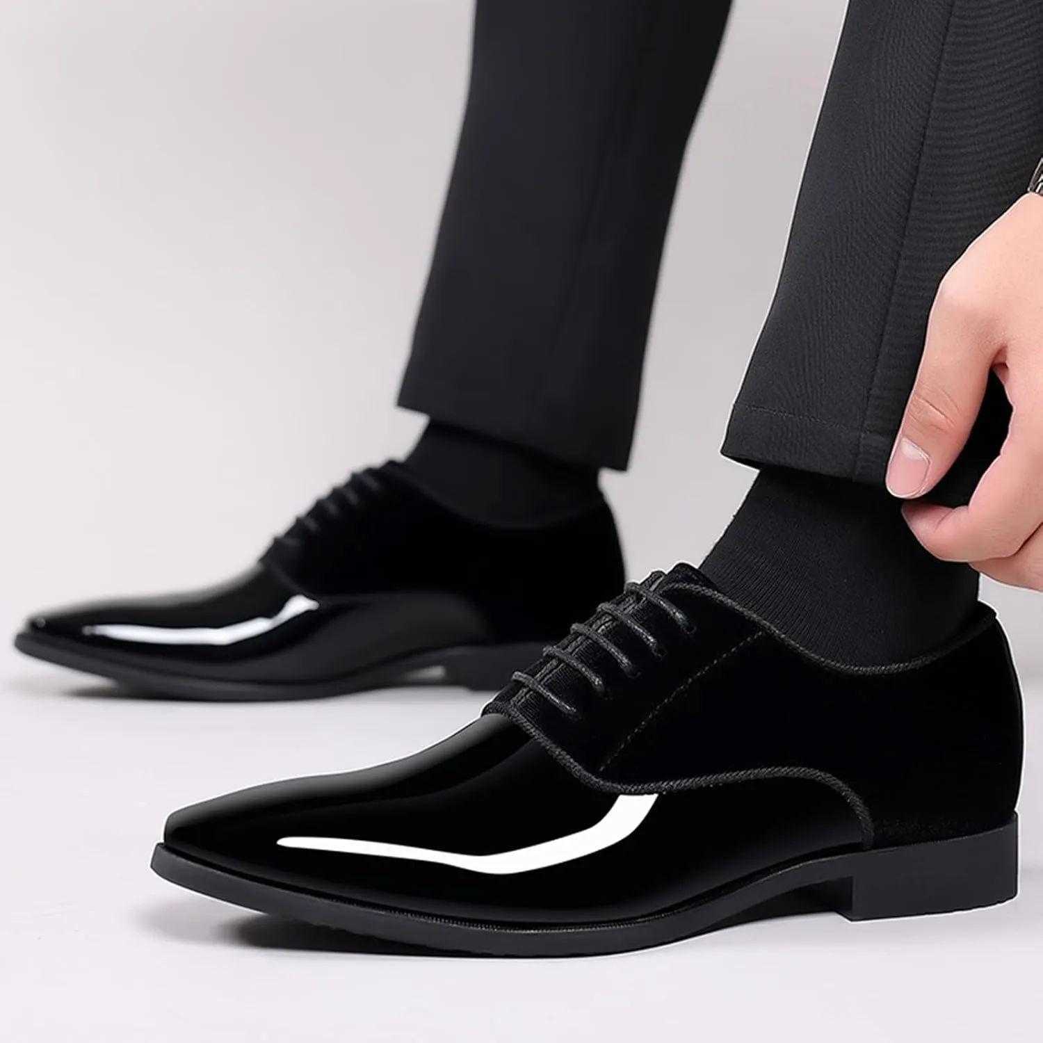 Men's Patent Leather Suede Dress Oxfords Casual Non-Slip Hi-Gloss Style Oxford Shoes Classic Lace-Up Business Wedding Tuxedo Shoes