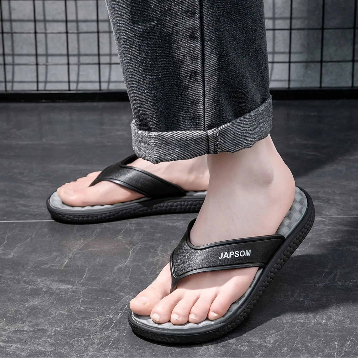 Men's Quick Drying Non-Slip Comfortable Flip Flops Men House Slippers