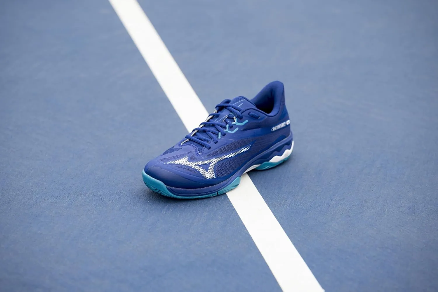 Mizuno Men's Wave Exceed Light 2 Ac Tennis Shoe