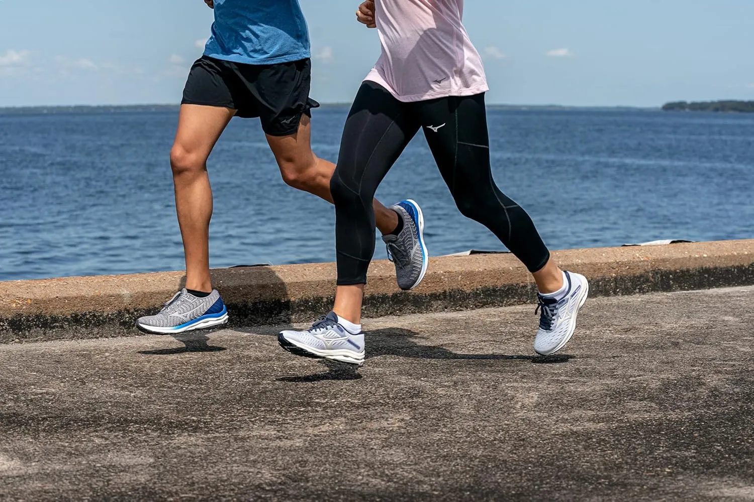 Mizuno Women's Wave Rider 24 Running Shoe
