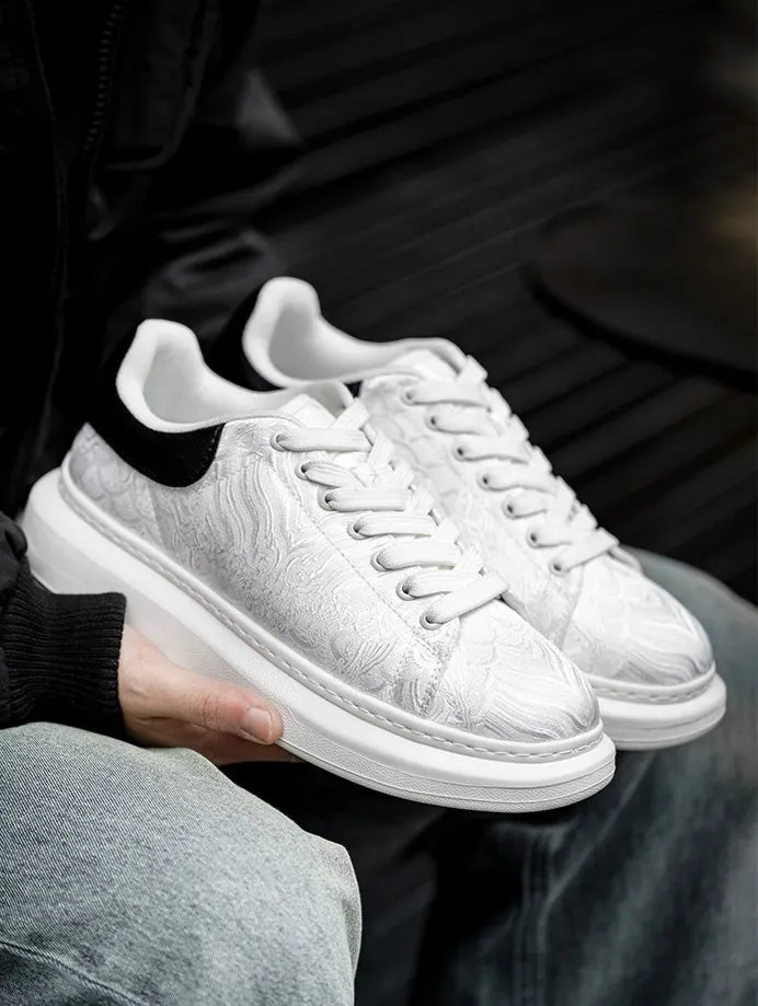 MRA Silk Cloud Embroidered Sneakers