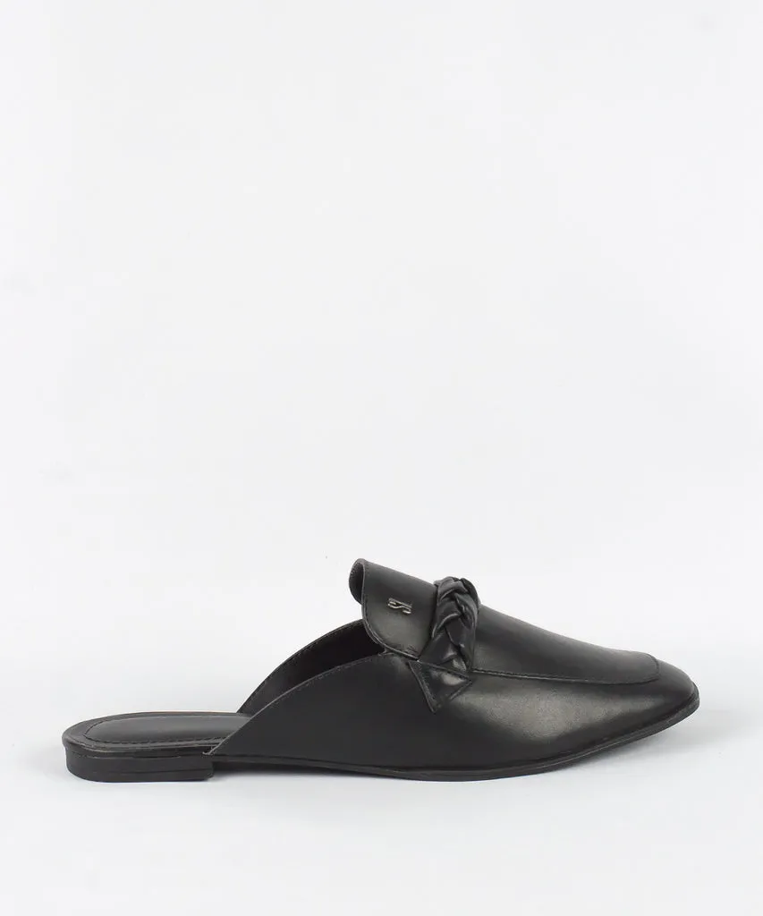 Mule Santa Lolla Preto Tramado Couro Bico Quadrado