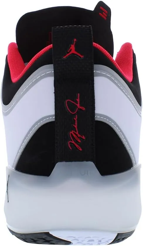 NIKE Men's Sneaker