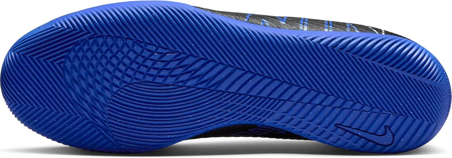 Nike Men's Soccer Road Running Shoe