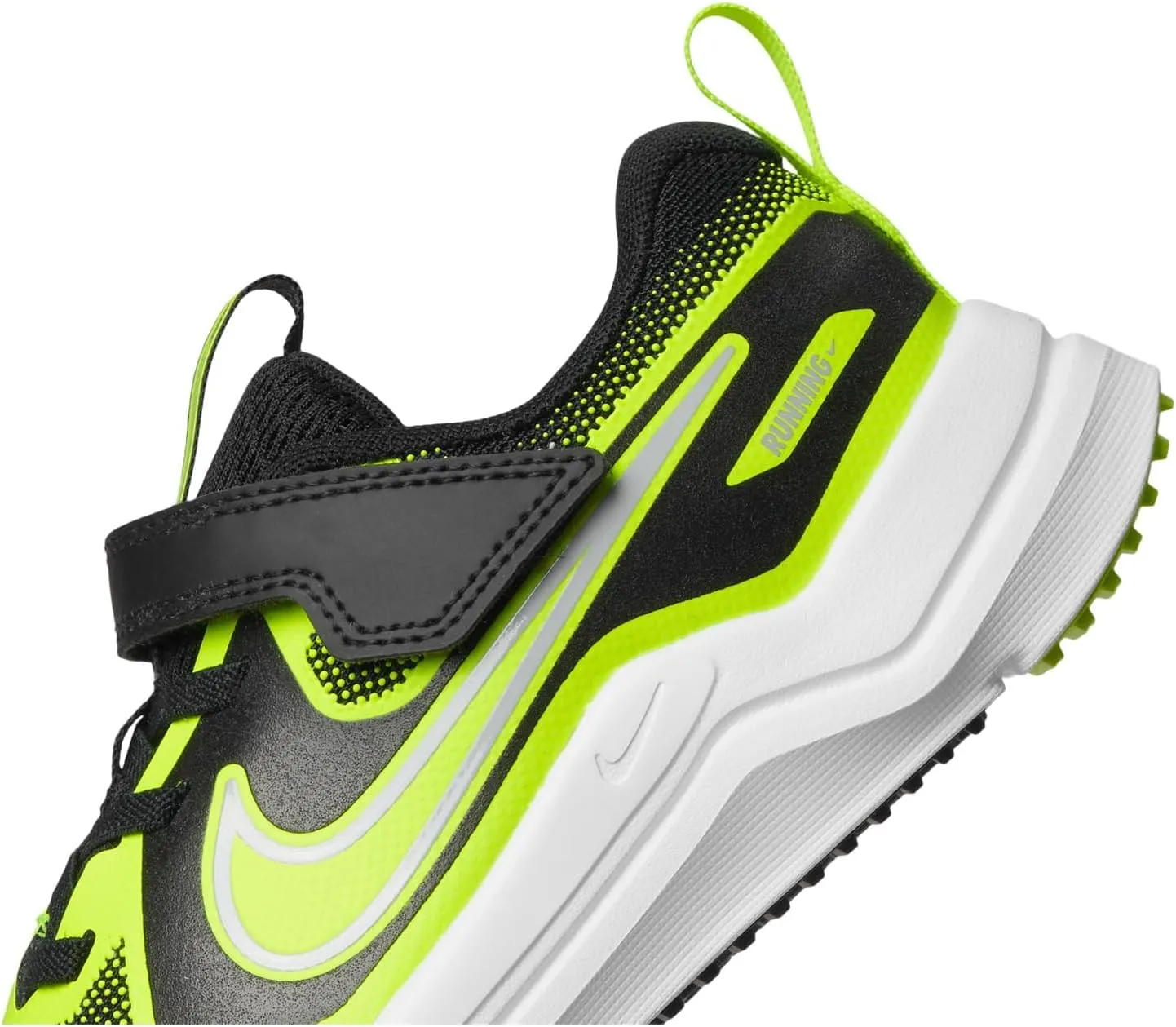 Nike Unisex-Child Cosmic Runner Road Running Shoes Sneaker