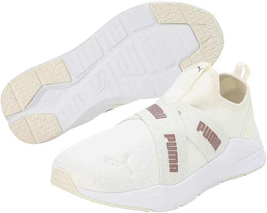 PUMA Women's Low-top Sneaker