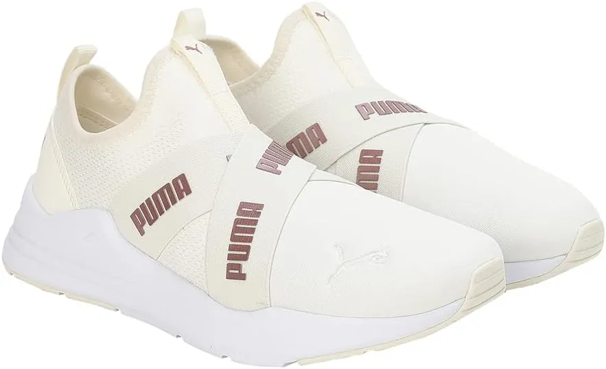 PUMA Women's Low-top Sneaker