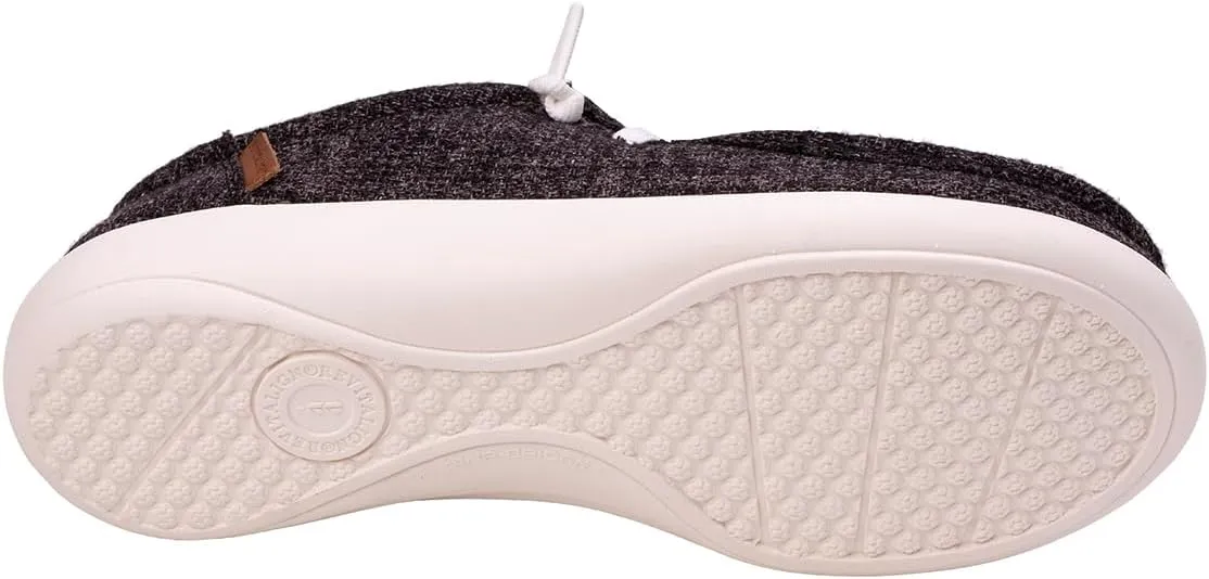 REVITALIGN Women's Carefree Sneaker