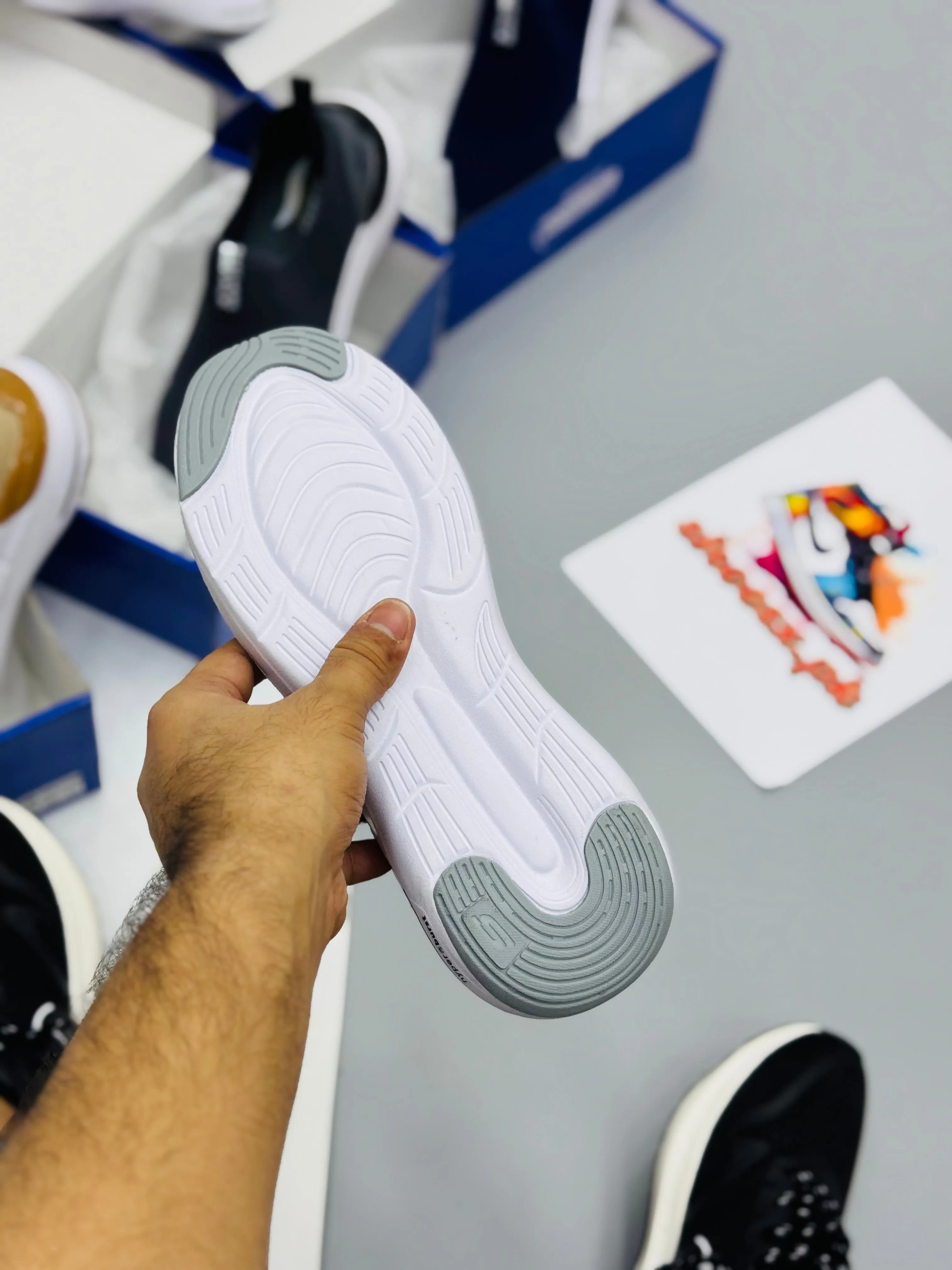 Skechars hyper burst light/gray