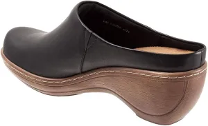 SoftWalk Men's Clogs
