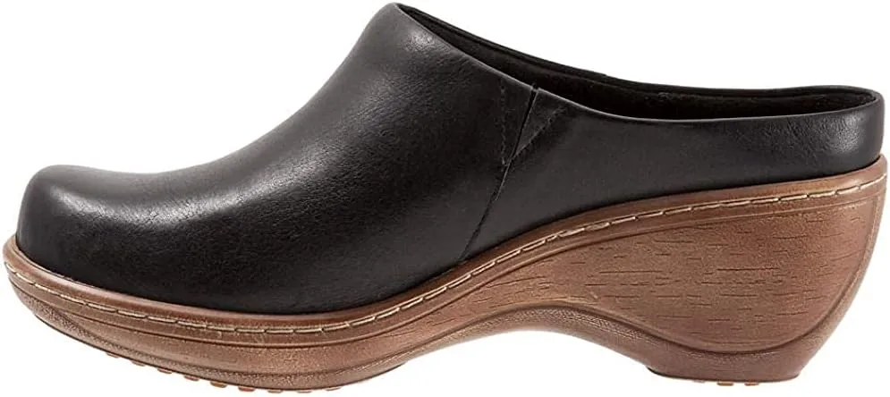 SoftWalk Men's Clogs