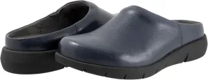 SoftWalk Women's Andria Clog