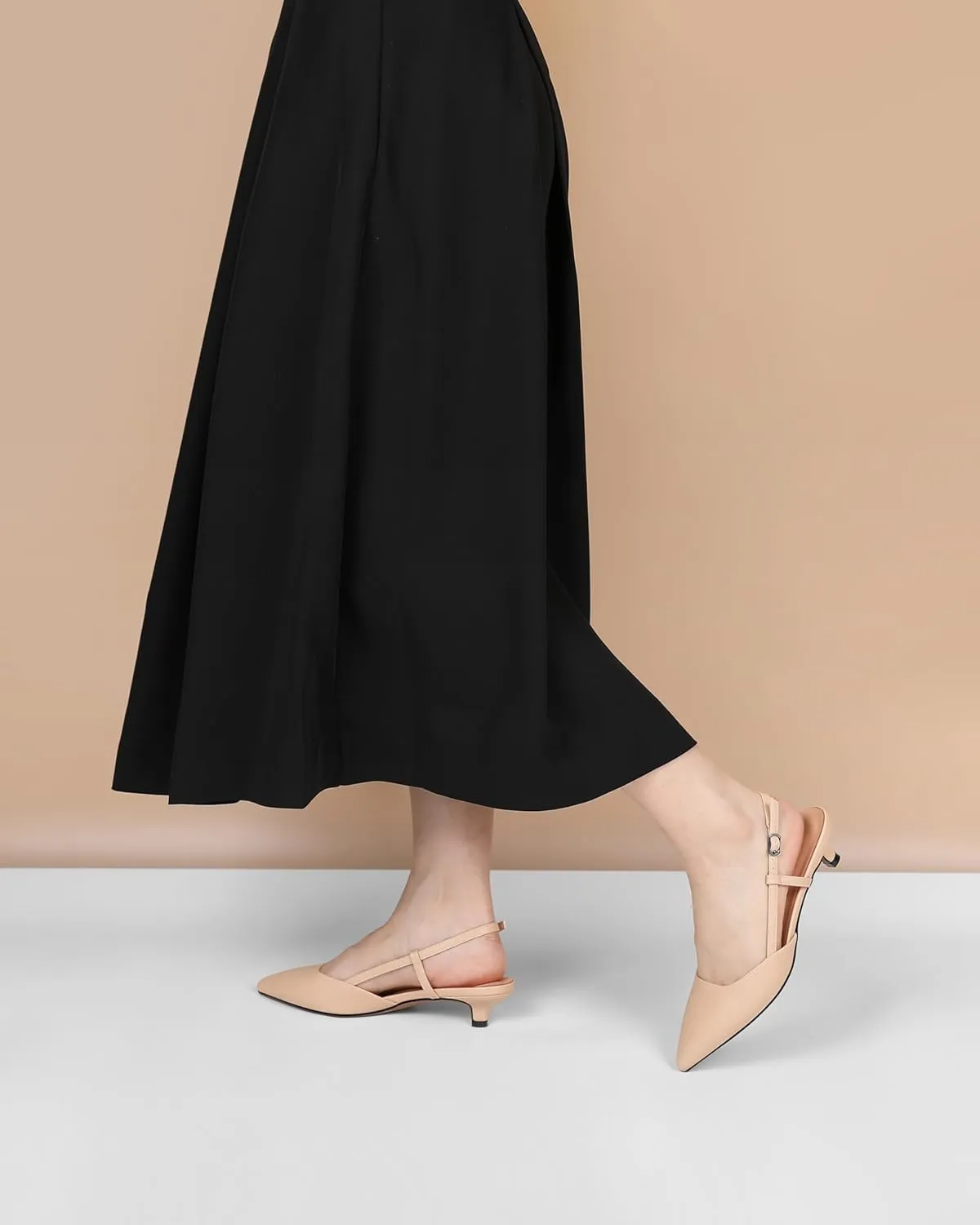 Soireelady Womens Slingback Kitten Heels Low Heel Closed Pointed Toe Pumps with Adjustiable Strap Comfort Dress Shoes 1.5 Inches