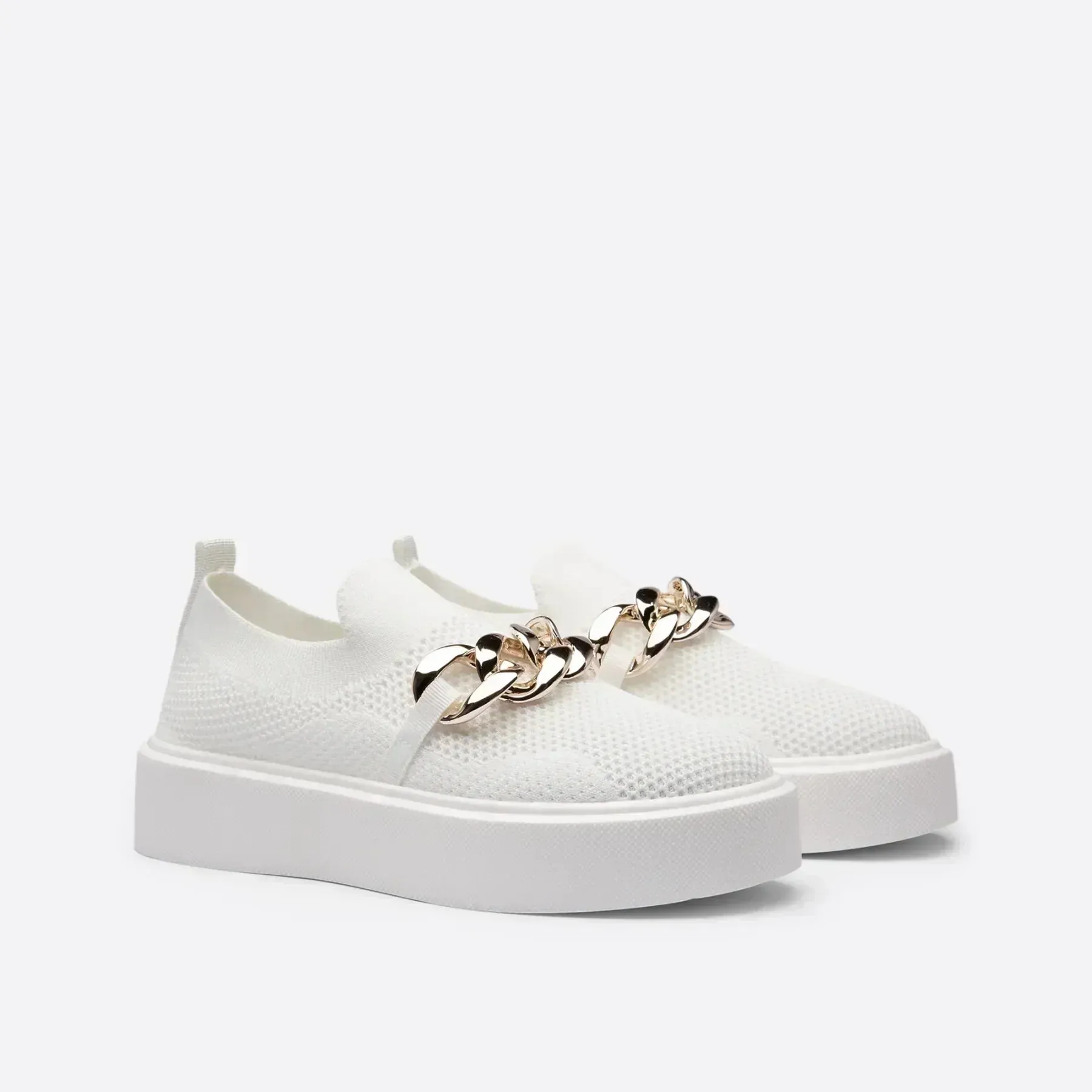 Supportive stylish orthopedic summer footwear