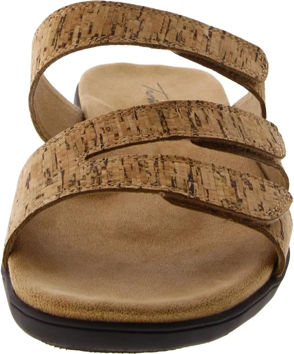 Trotters Women's Rose Flat Sandal