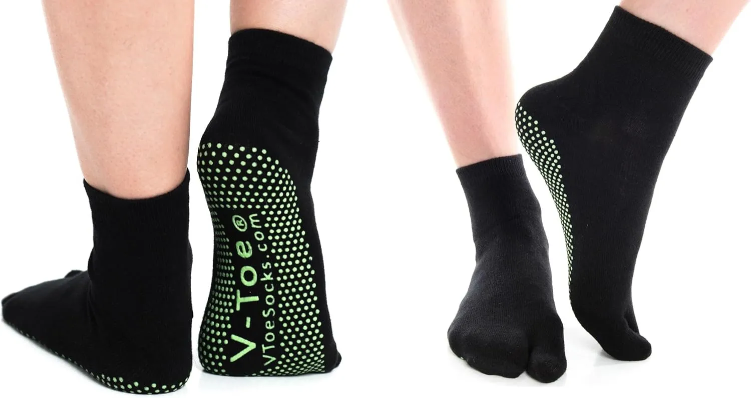 V-Toe Non-Slip Flip-Flop Socks - Tabi Split Toe Socks for Women & Men Size - Unisex Toes Separated Yoga Socks