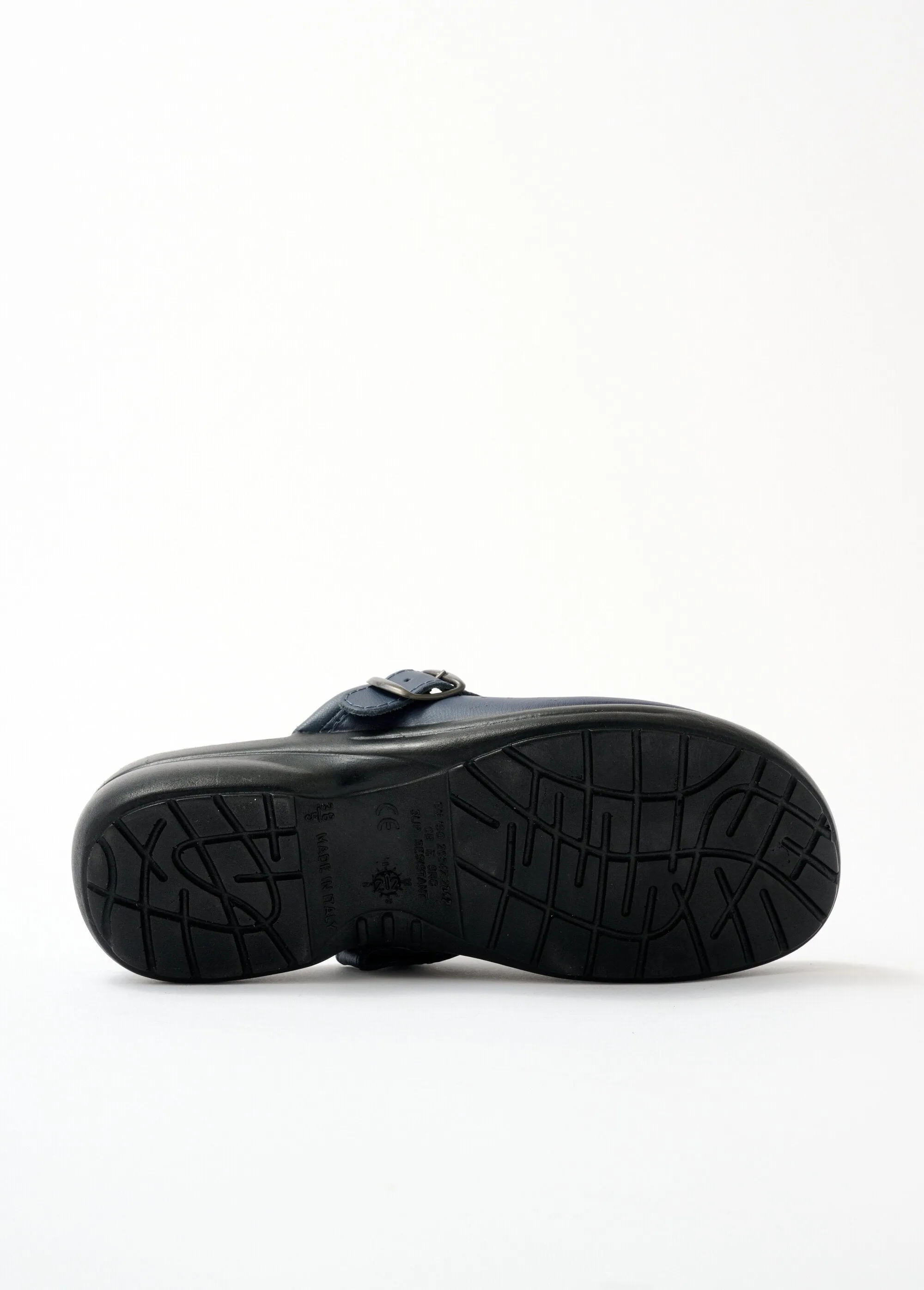 Wide width mixed perforated leather clog
