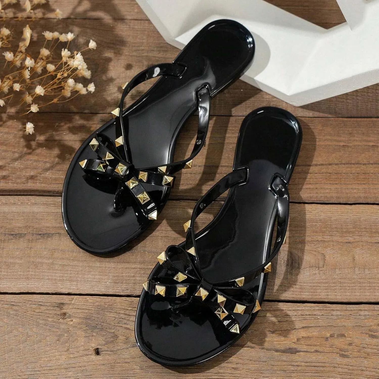 Women Rivet Flat Flip Flops Studded Jelly Thong Sandals with Bow Summer Bowtie Slip On Flat Beach Dressy Slides Fashion Dress Slipper