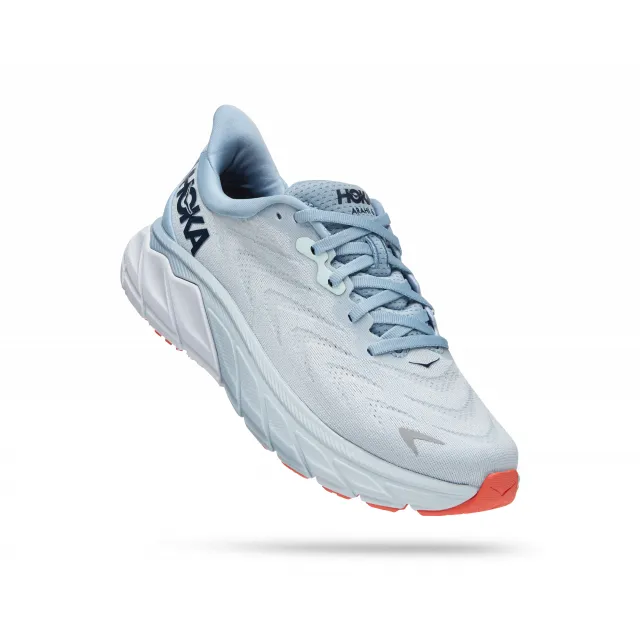 Women's Arahi 6