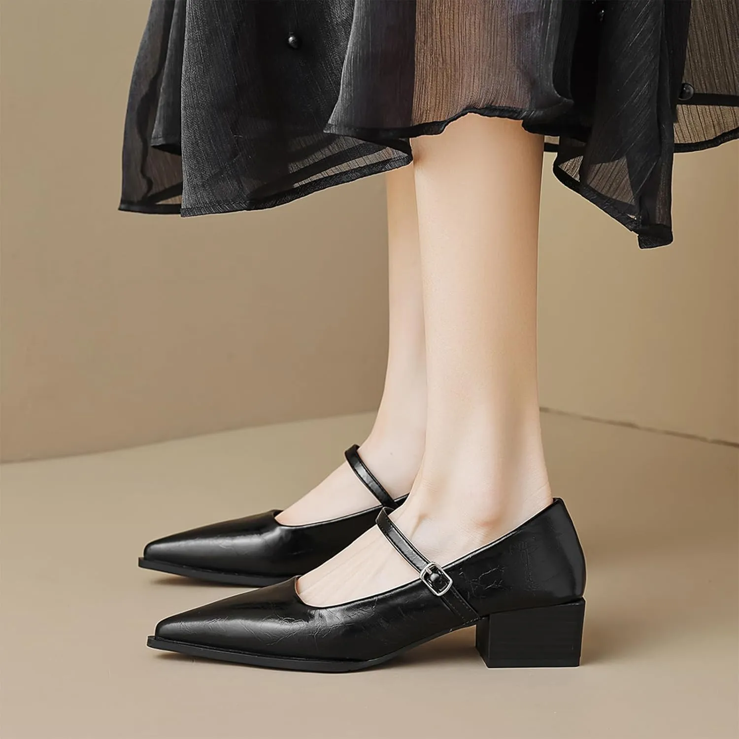 Women's Patent Leather Low Chunky Heel Dress Mary Jane Shoes Stylish Closed Pointed Ankle Strap Block Heel Non-Slip Formal Pumps Suitable for Wedding Bride Work