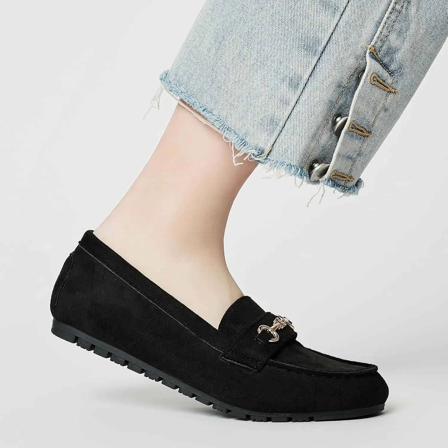 Women's Wide Loafers Casual Slip on Flat Shoes Women's Comfort Penny Loafers with Arch Support Women Dressy Moccasins