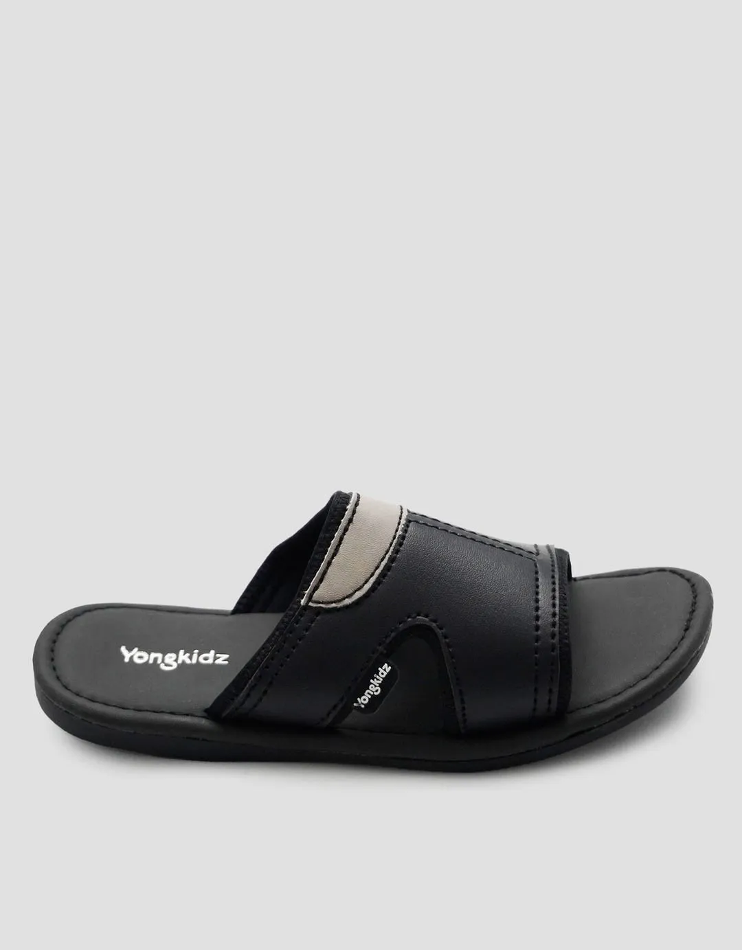 Yongki Komaladi OKR13301-I24 Sandal Anak Laki-laki